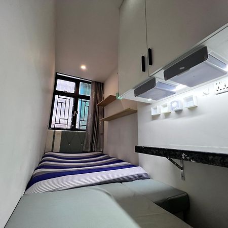 Sleep Cubee Hostel Hong Kong Bagian luar foto