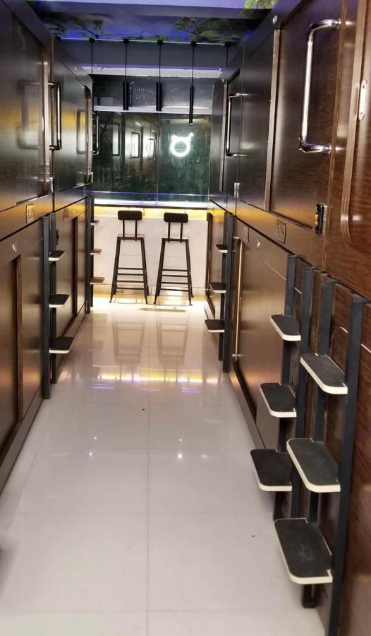 Sleep Cubee Hostel Hong Kong Bagian luar foto
