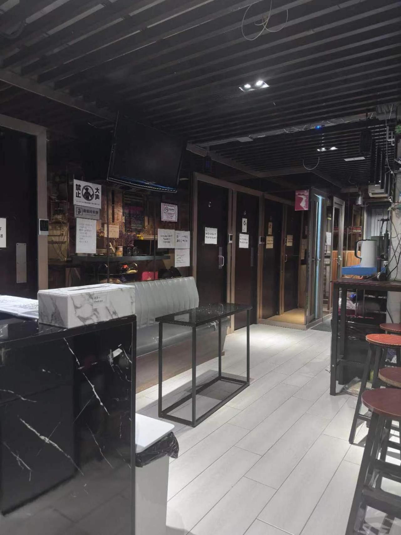 Sleep Cubee Hostel Hong Kong Bagian luar foto